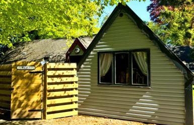 Macha 3 - Hot Tub-Perth-Pets-Family-Luxury-Cabin - Photo 2