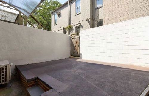 Private DC Retreat on Iconic East Capitol St - Photo 27