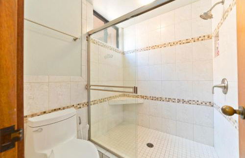 Hilton Pool Pass incl - Spacious & Relaxing Resort Gem ~ View ~ Pool ~ Gym - Foto 56