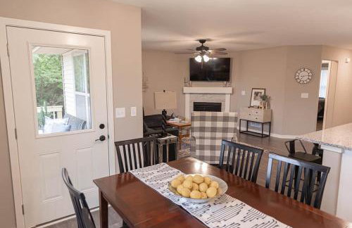 Brand New 2 Bed with Office - Foto 14