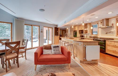 White Mountain Escape with Separate In-Law Suite! - Foto 5