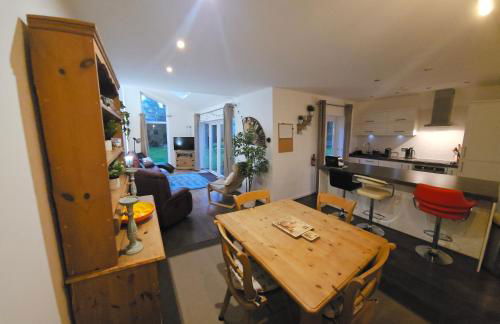 Stoneleigh Village - Foto 10