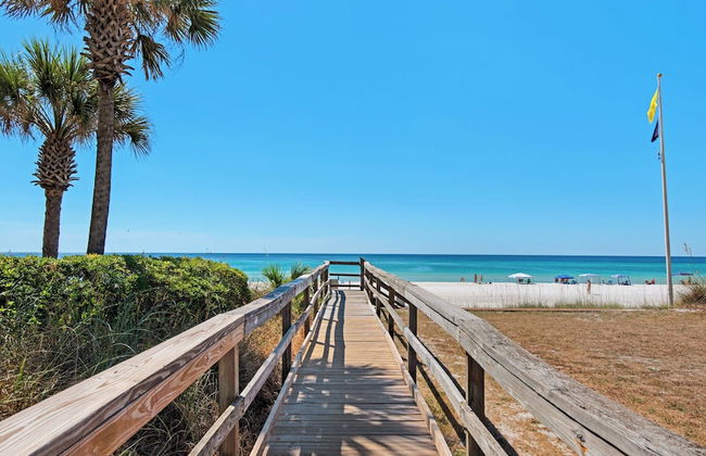 Beautiful Coastal Chic Home for 9 + Neighborhood Pool in Panama City Beach - Foto 36