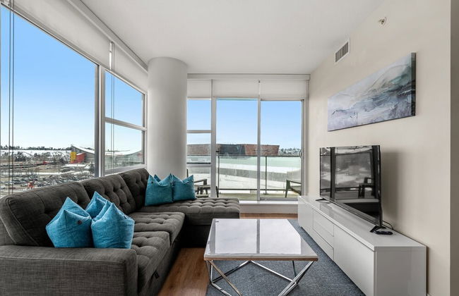 By Stampede Free Parking Banff Pass Wine More - Photo 46