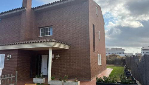 Golden Villa - Photo 5, Garden