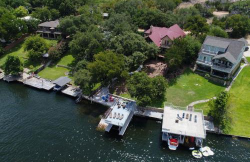 Lakefront Home with WiFi, Entertainment, Dock & Lake Views - Dogs OK - Photo 49