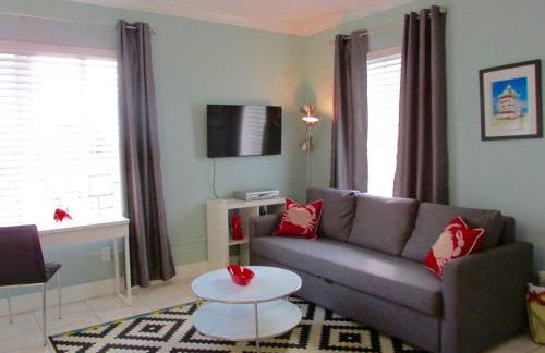 Ocean Breeze - Photo 9