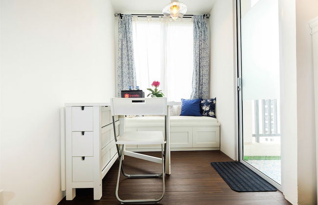 Minimalist Studio at Bassura City Apartment By Travelio - Foto 13