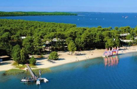 House de la Canopée, Swimming pool, Lake, Forest, large garden and WIFI - Foto 37