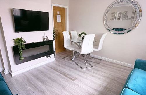 The Serene Stays - 3 Bed Home in Oldham Manchester - Foto 13