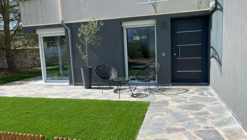 Modern Garden Apartment - City & Mountain View - Foto 4