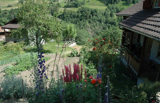 Charming Chalet Near Trails - Foto 13