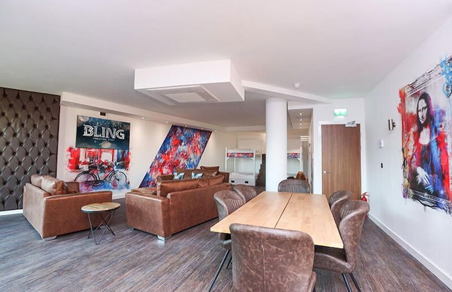 The Bling Hotel by UStay - Photo 28