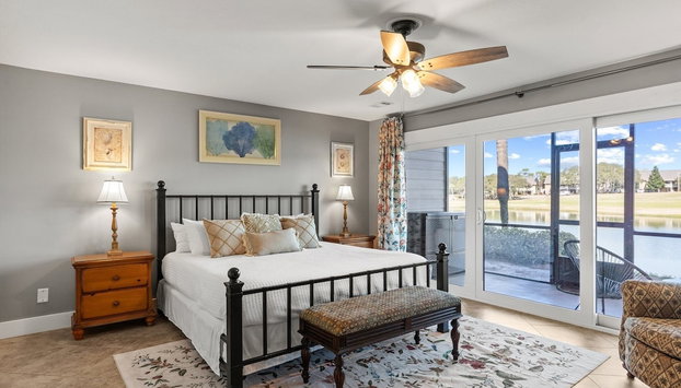 Chick and Dudes Beach Escape 2 Bedroom Condo by RedAwning - Foto 3, Habitación