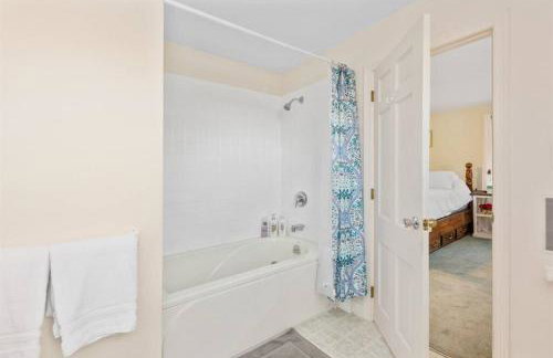 5 Bedroom Cozy New England home - Cobb Meadow House - Foto 13