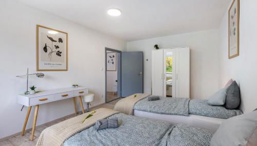 Apartment AlbGlück 2 Hechingen, 3 Schlafzimmer, 1-7 Personen, Burg 5 km - Photo 2