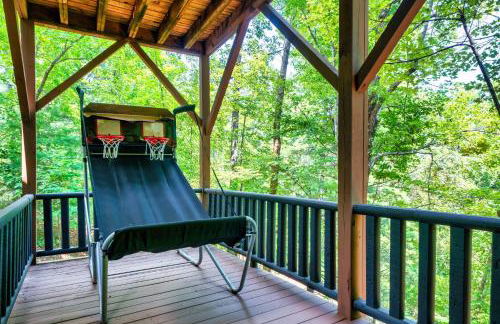 The Holiday Cabin at Lake Lure - Photo 58