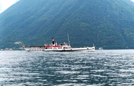 Casa Hygge - Lake Front - Photographer's Art Home - Photo 57