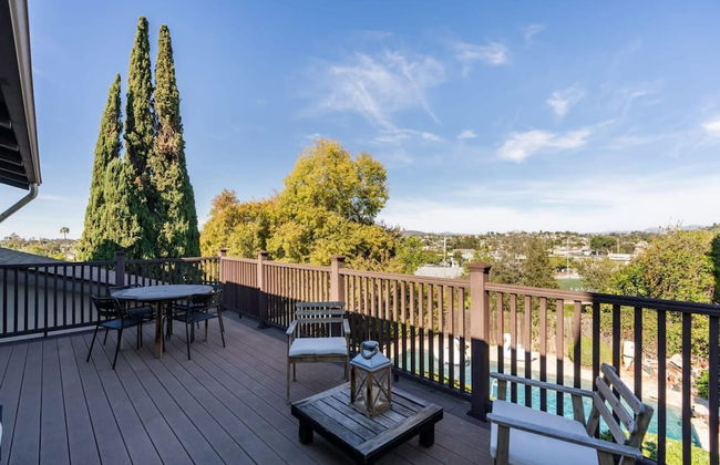 Spacious and Bright 5-bedroom Oasis Pool and Yard - Foto 42