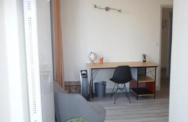 Le 360 TOUR PERRET 19eme PANORAMA 4 ETOILES - Foto 37