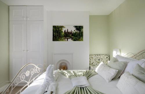 Beautiful cottage style 3-bed By Valore Property Services - Foto 17