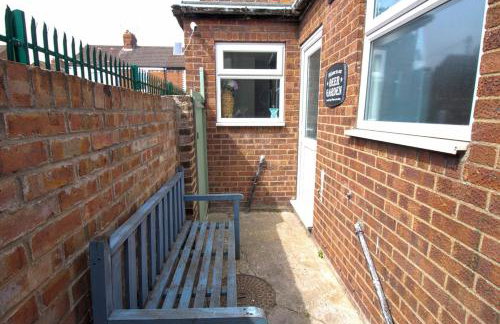 Egton St - Stylish house with parking, near town! - Foto 19