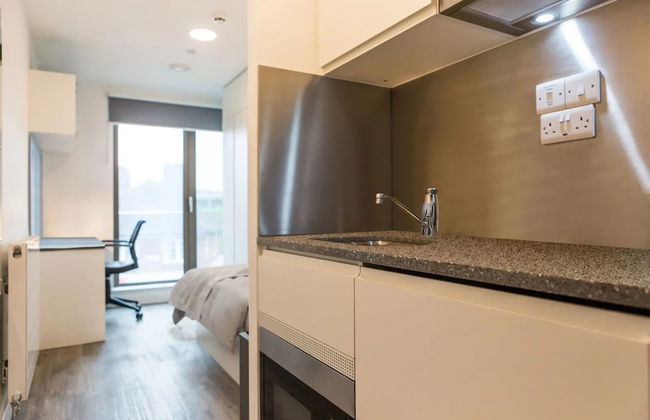 For Students Only Chapter White City in London - Photo 21