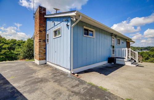 Lake Views and Private Dock Radford Retreat! - Foto 29