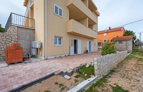 Simplistic Apartment in Neviđane near Sea Beach - Foto 46