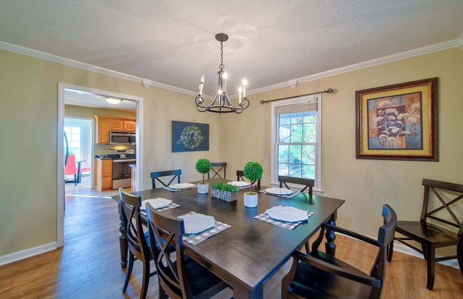 Sunset View 3 BDR Close to Downtown! - Photo 38