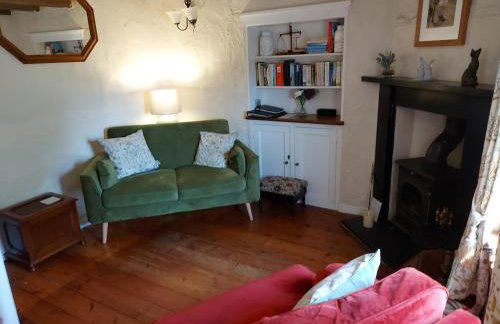 Puzzle Cottage, Quirky Dales Cottage for 2 - Photo 11