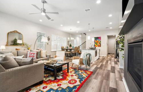 Joyous 3BD House in the heart of Fort Worth - Photo 12