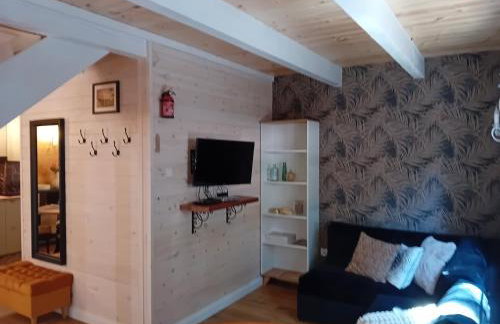 Black & White - Honey - Photo 36