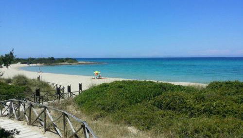 Luxury Ostuni Beachfront Villa with Pool & Private Parking - Foto 2