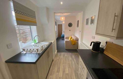 Cozy Self-Contained Suite with Own Entrance - Foto 16