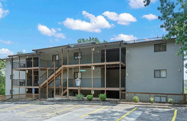 Black Bear Lodge - 1 Mile From Silver Dollar City - Photo 23