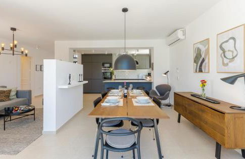 Modern villa with Heated Pool & BBQ Next to the Beach - Foto 17