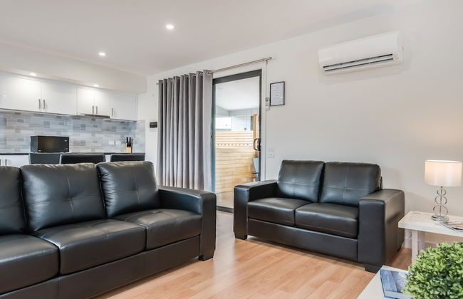 Apartments on Fraser Bicheno - Photo 11