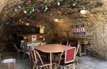 Lou Clapas - Photo 6