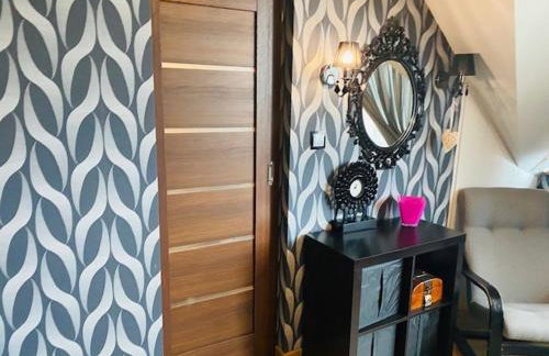 Chata pod strzechą w Beskidach - Foto 37