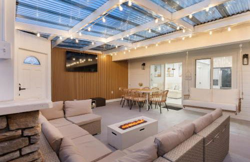 Steps to the Beach, Firepit & Patio Long-term Newport Beach Stay Coastal Cove - Foto 1