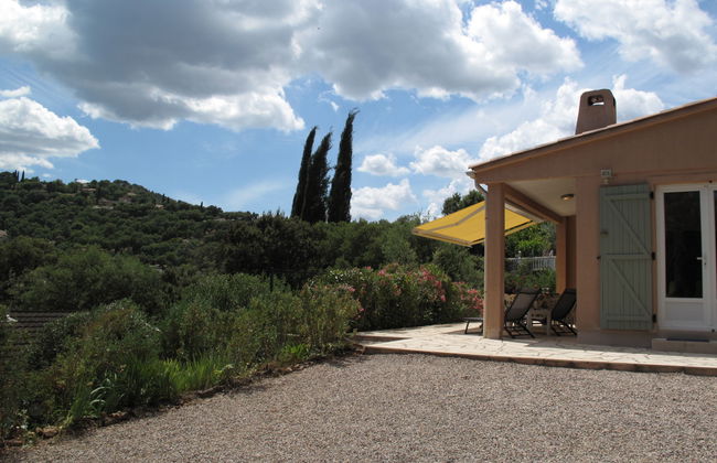 Marie-Julie - Photo 18