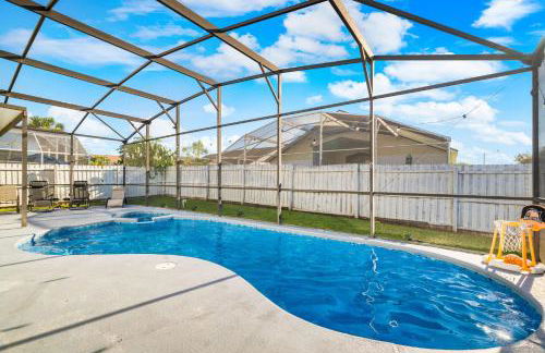 Beautiful 5BR 4 baths Themed home near Disney and Universal, Private Pool, Gameroom, baby Crib and more - Foto 39