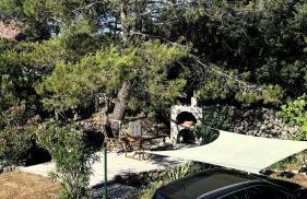 Cozy apartment with private yard - Photo 6