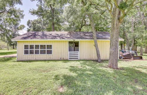 Bright Wallis Cottage with Pergola and Grill! - Foto 25