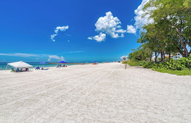 Cottage Haven-one Minute Walk To The Beach-private Yards-keyless Locks - Foto 28