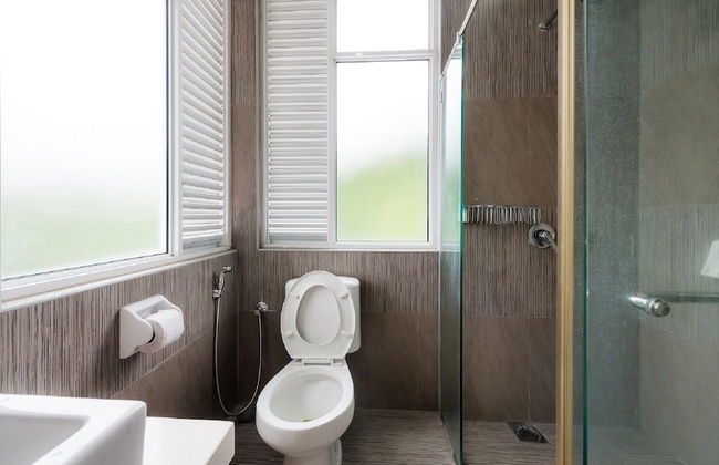 New Corner Shamrock Beach Villas Seaview - Photo 29