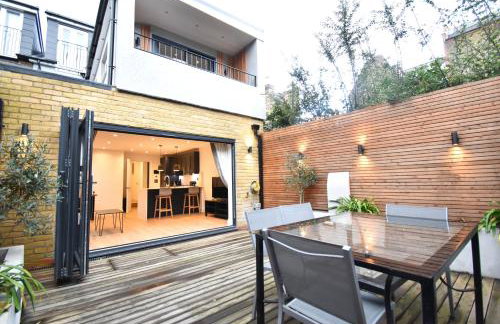 Stunning 2 bed apartment - Photo 21