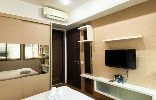 Modern Look And Comfort 2Br Kemang Village Apartment - Photo 27