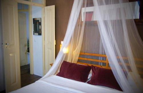 The Corner House - Charming Rustic Home in the Heart of Monchique - Foto 17